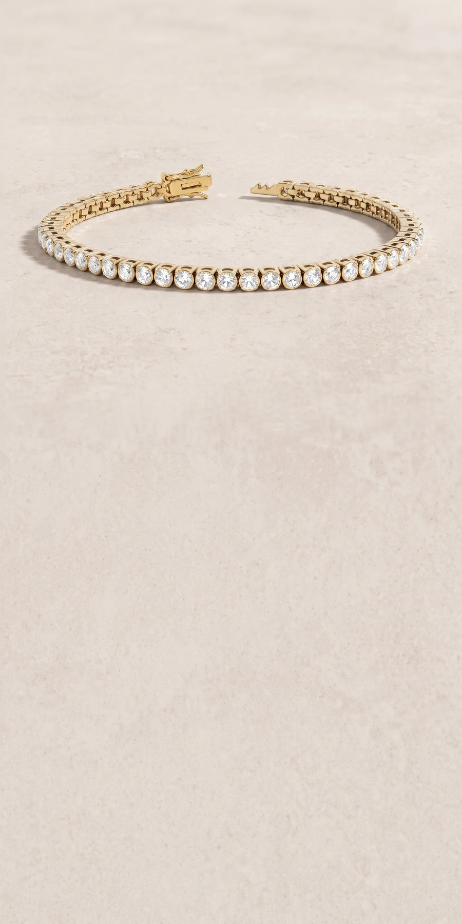 18k Gold Diamond Bezelia Bracelet