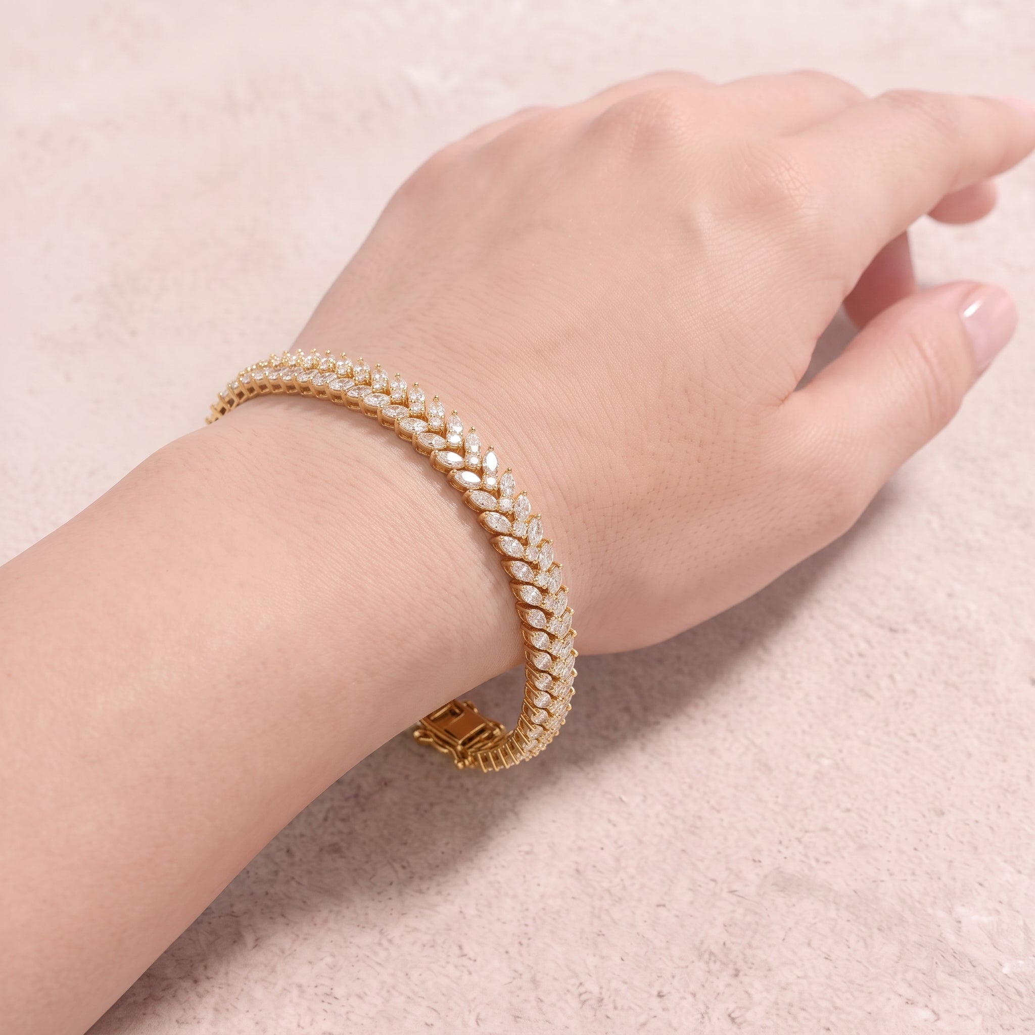 18k Gold Diamond Datum Bracelet