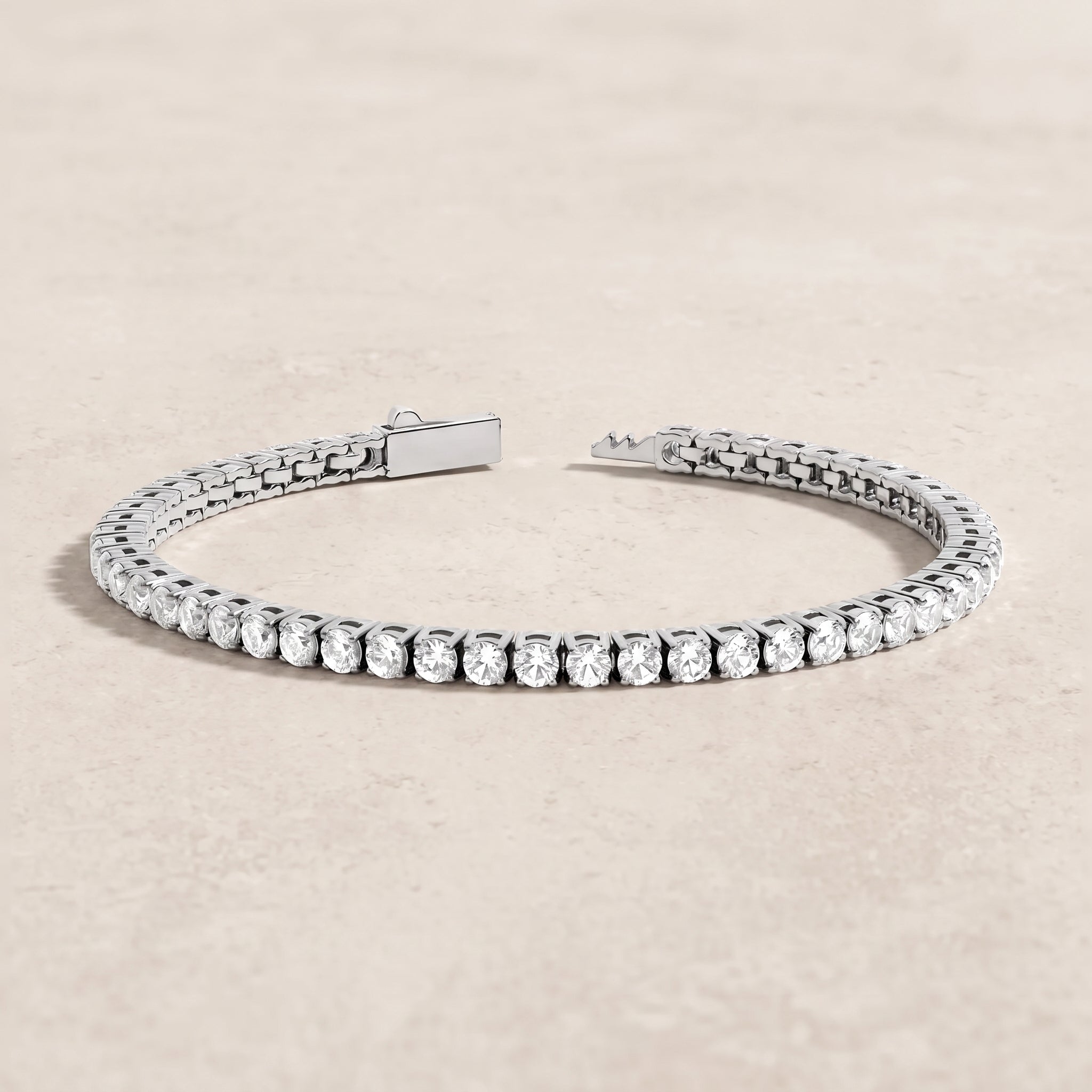 18k White Gold Diamond Emelia Bracelet