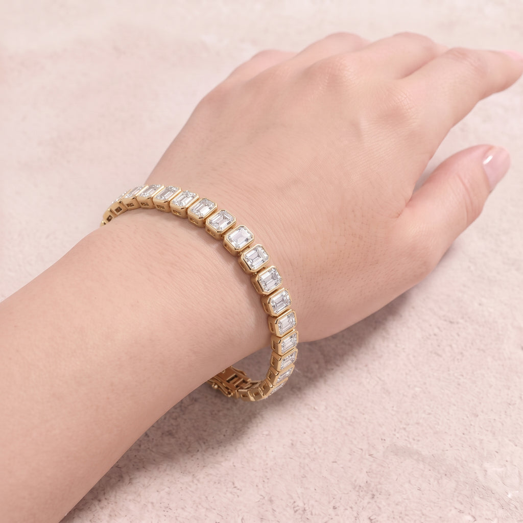 18k Gold Diamond Geo Bracelet