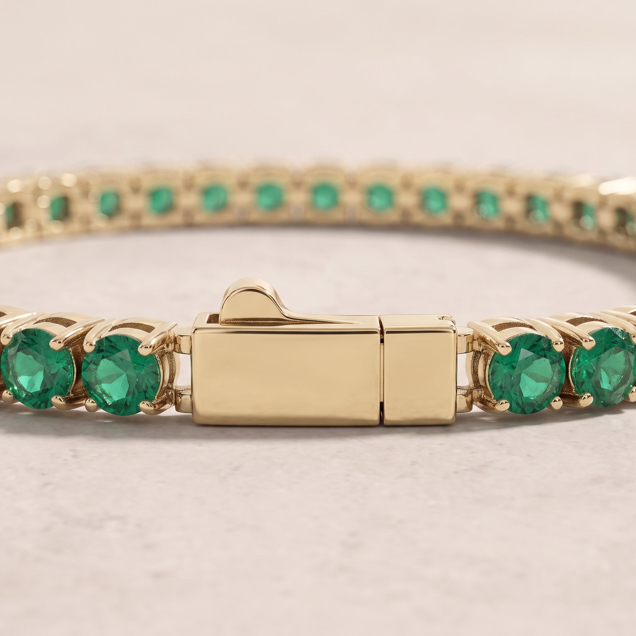 18k Gold Emerald Plantos Bracelet