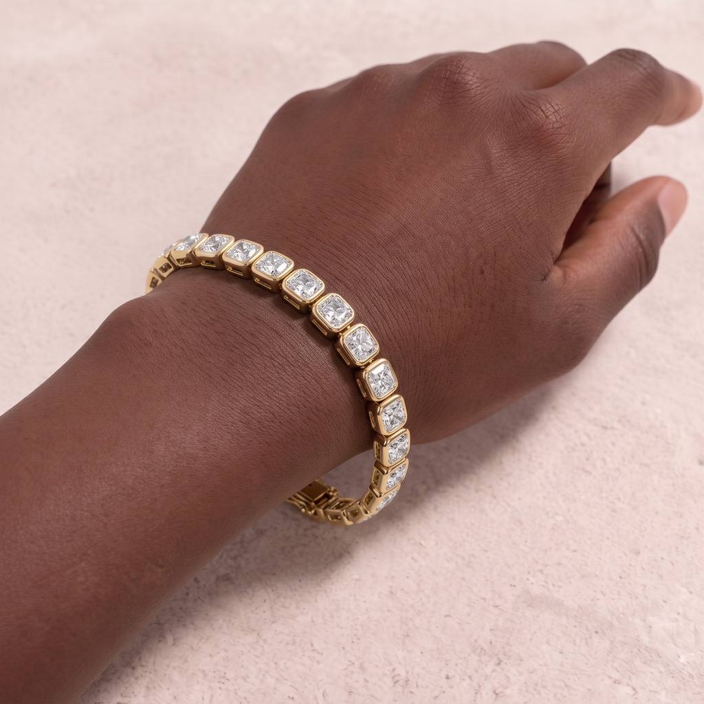 18k Gold Diamond Rogo Bracelet