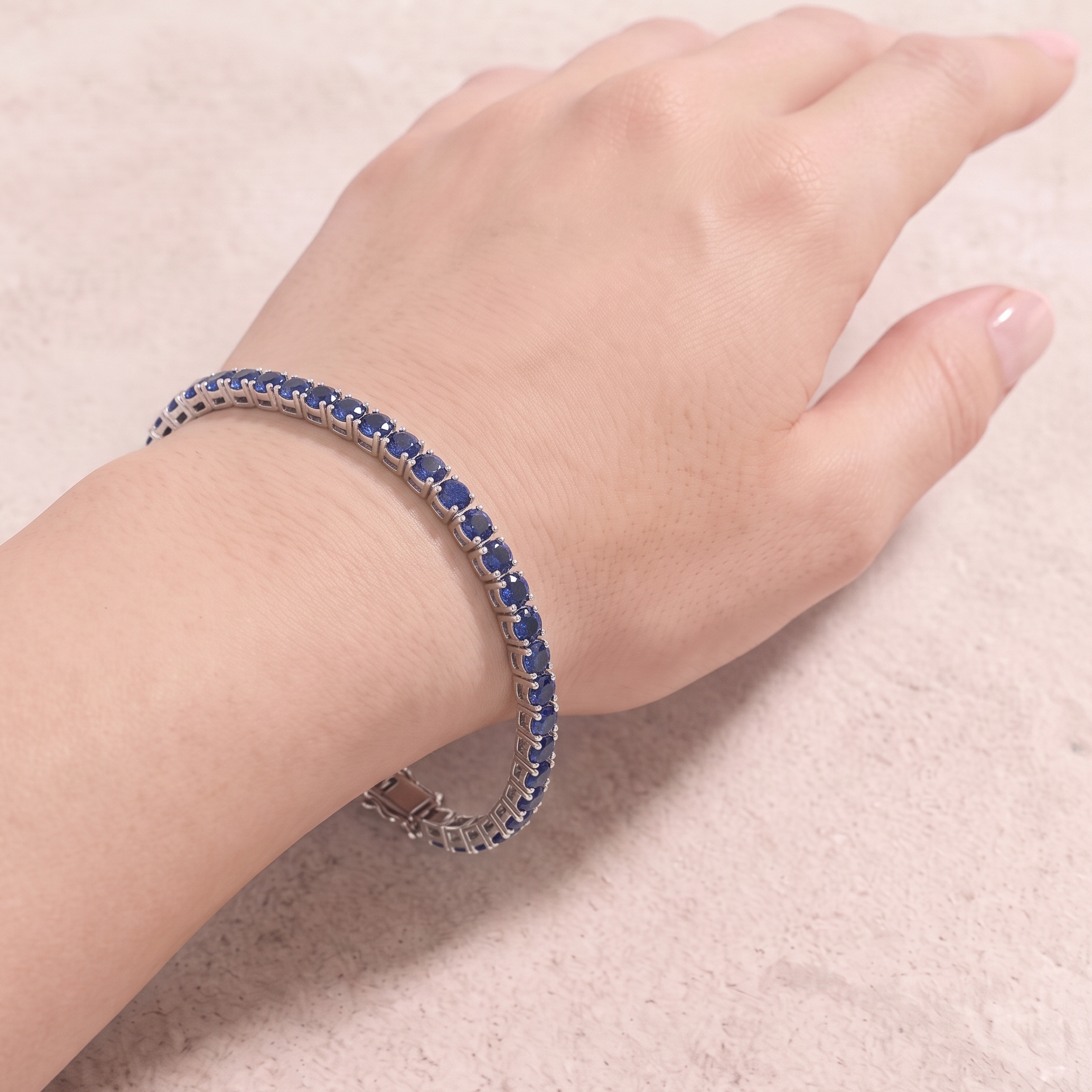 18k White Gold Sapphire Tidia Bracelet