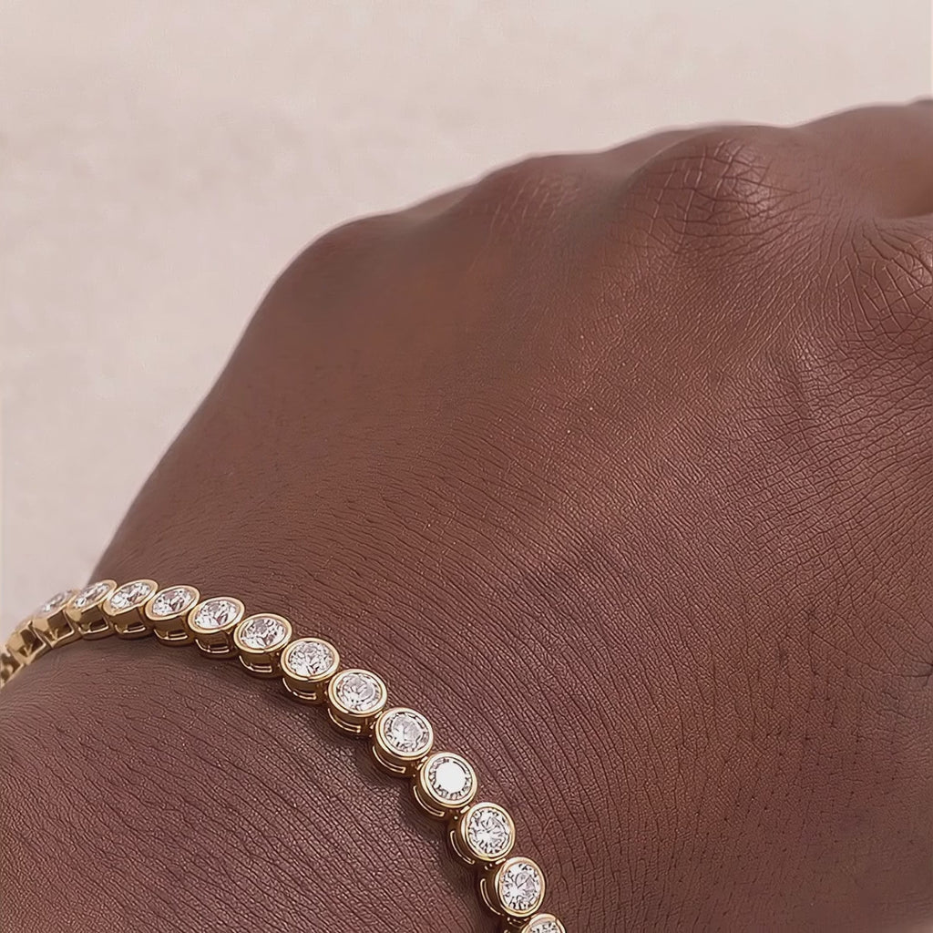 18k Gold Diamond Bezelia Bracelet