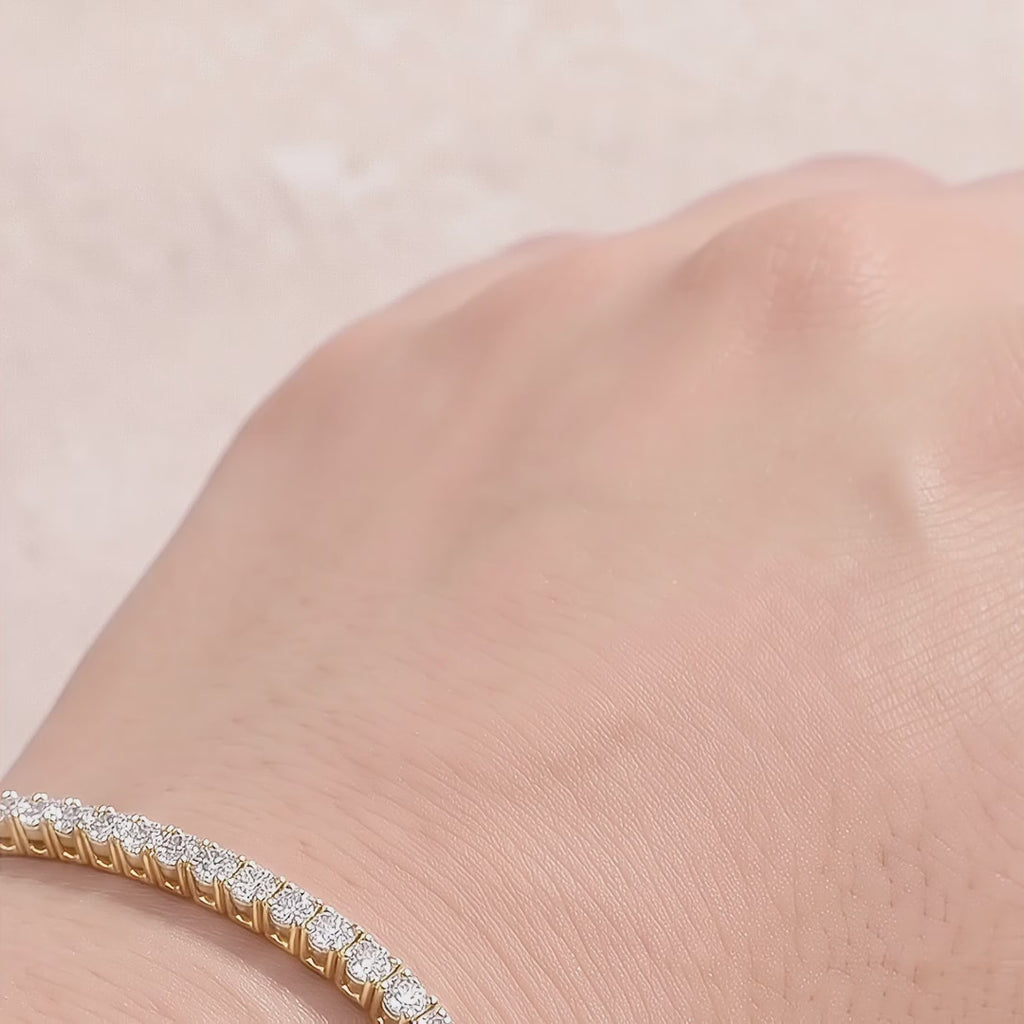 18k Gold Diamond Classia Bracelet